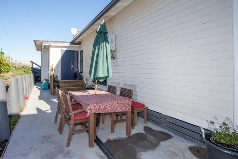 Photo of property in 121 Rangituia Street, Whangamata, 3691