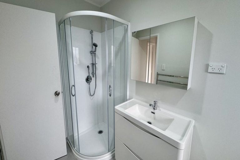 Photo of property in 5/26 Arawa Street, New Lynn, Auckland, 0600