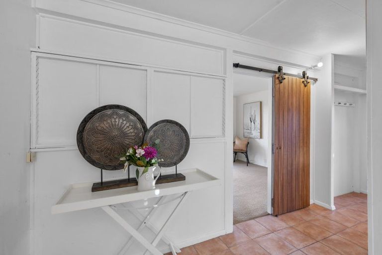 Photo of property in 14 Le Quesne Road, Bay View, Napier, 4104