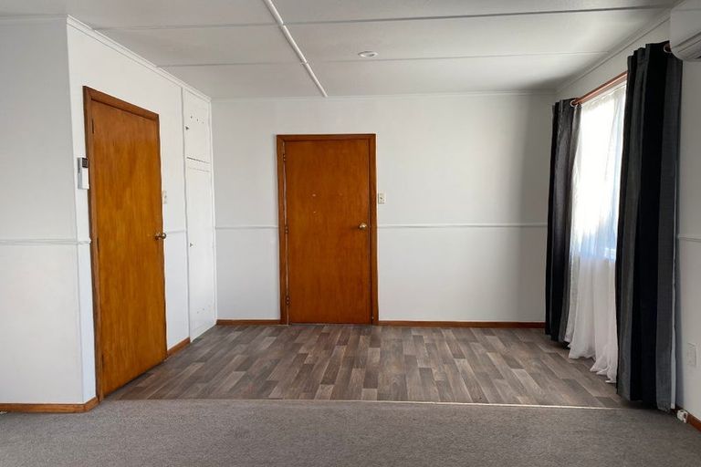 Photo of property in 14 Trevethick Grove, Woburn, Lower Hutt, 5010