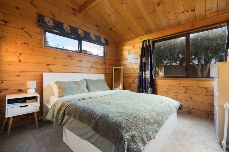 Photo of property in 10 Remarkables Crescent, Frankton, Queenstown, 9300