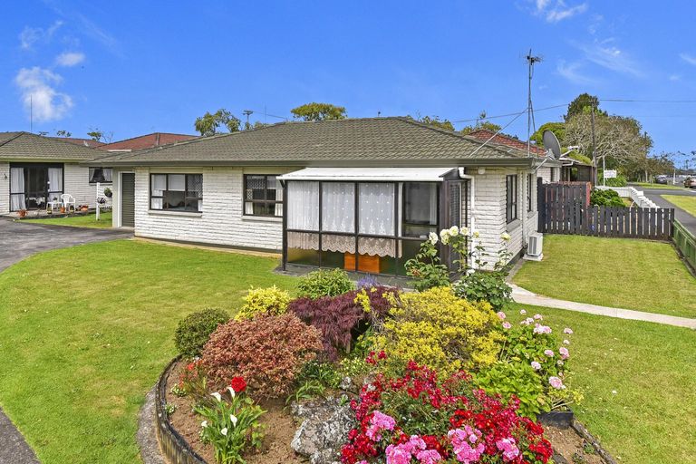 Photo of property in 1/12 Wellington Street, Papakura, 2110