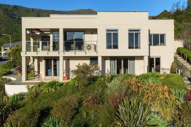 Photo of property in 6 Moana Heights, Waikawa, Picton, 7220