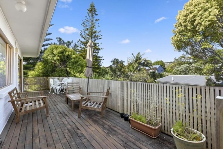 Photo of property in 2/32 Stredwick Drive, Torbay, Auckland, 0630