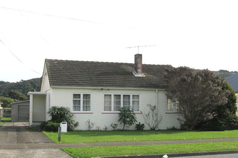 Photo of property in 7 Hunter Street, Taita, Lower Hutt, 5011