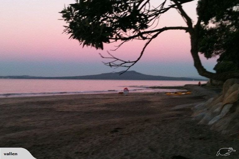 Photo of property in 73 Kowhai Road, Mairangi Bay, Auckland, 0630