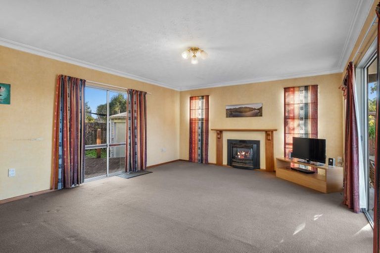 Photo of property in 5 Balmoral Place, Stoke, Nelson, 7011