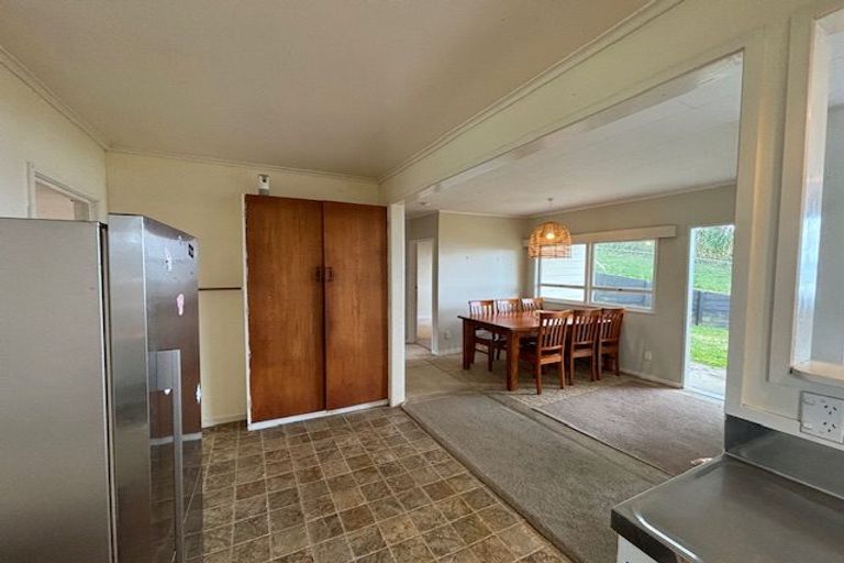 Photo of property in 65 Howard Road, Orere Point, Papakura, 2585