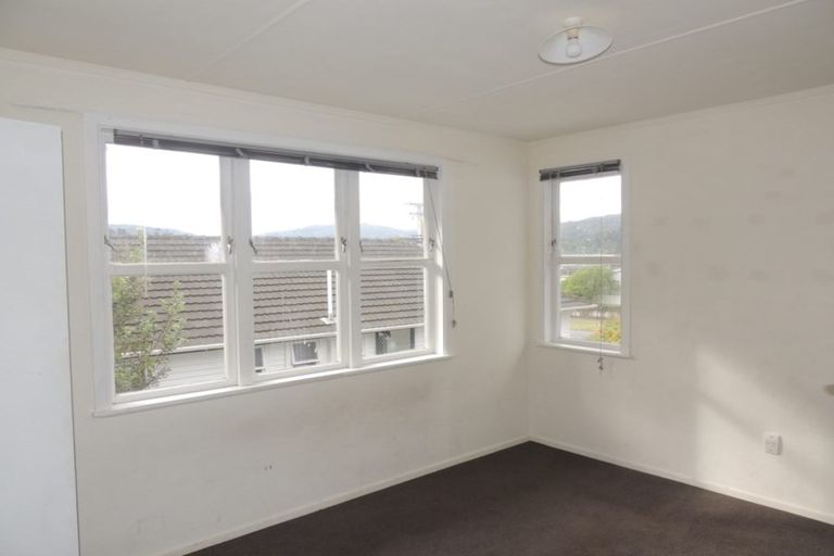 Photo of property in 372 George Street, Stokes Valley, Lower Hutt, 5019