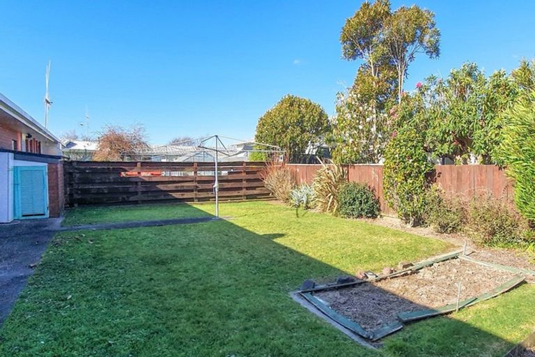 Photo of property in 23 Wallace Place, Hokowhitu, Palmerston North, 4410