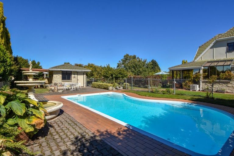 Photo of property in 26 Armstrong Avenue, Carterton, 5713