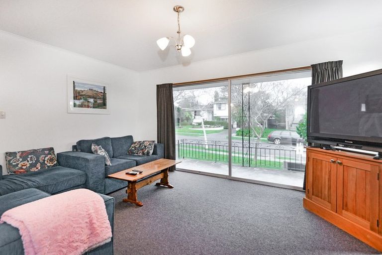 Photo of property in 13 James Cook Street, Havelock North, 4130
