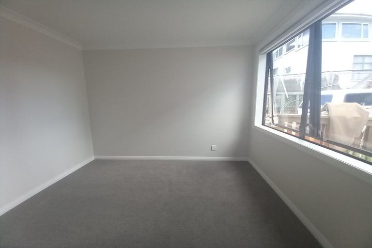 Photo of property in 111 Bleakhouse Road, Mellons Bay, Auckland, 2014