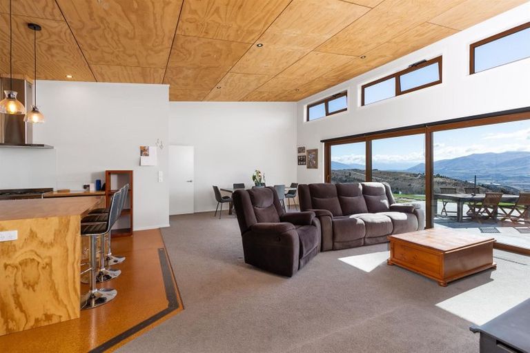 Photo of property in 177 Wailana Heights Drive, Queensberry, Cromwell, 9383