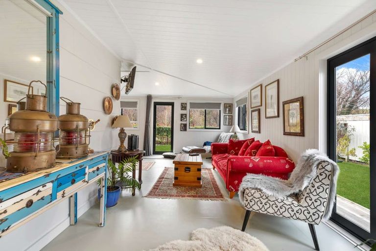 Photo of property in 100 Cole Street, Dannevirke, 4930