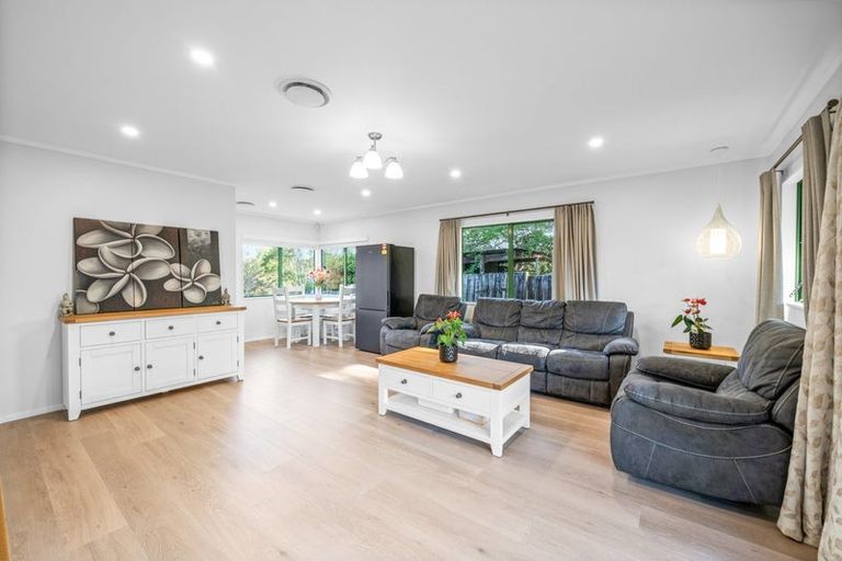 Photo of property in 468a Great South Road, Opaheke, Papakura, 2113