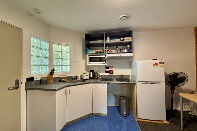 Photo of property in Basin Reserve Complex, 60/4 Sussex Street, Mount Cook, Wellington, 6021