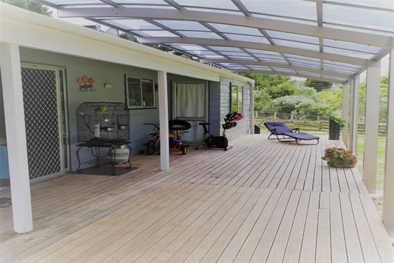Photo of property in 5 Gilmore Road, Glenbrook, Waiuku, 2681