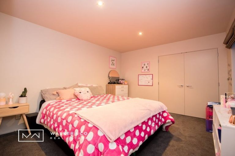 Photo of property in 17a Riverstone Drive, Riverstone Terraces, Upper Hutt, 5018