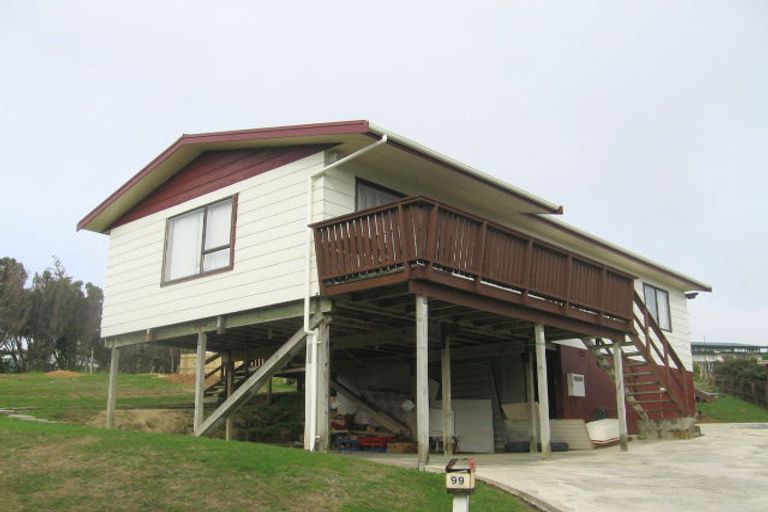 Photo of property in 99 Conclusion Street, Ascot Park, Porirua, 5024