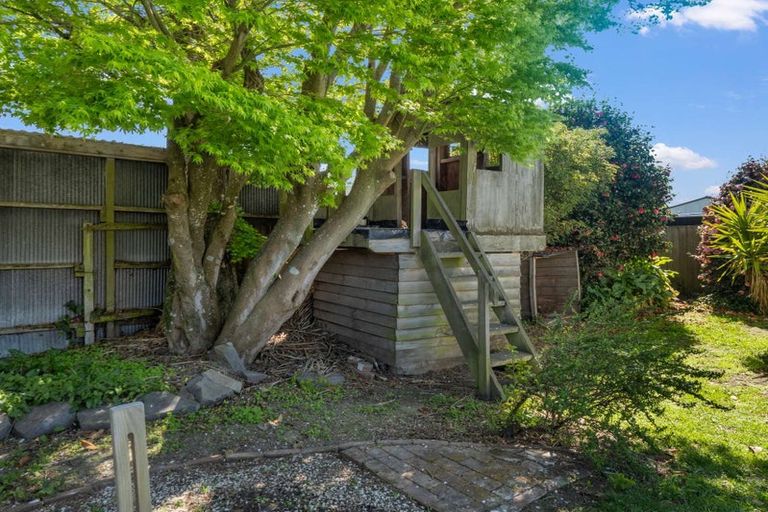 Photo of property in 26 Springbank Street, Bryndwr, Christchurch, 8053