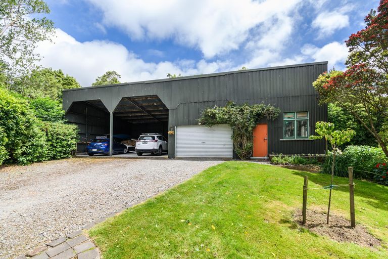 Photo of property in 319 Pahiatua Aokautere Road, Aokautere, Palmerston North, 4471