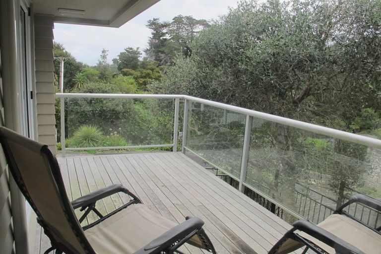 Photo of property in 1/15 Wilding Avenue, Northcote Point, Auckland, 0627