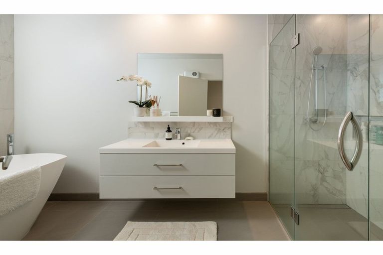 Photo of property in 100 Condor Drive, Pyes Pa, Tauranga, 3112