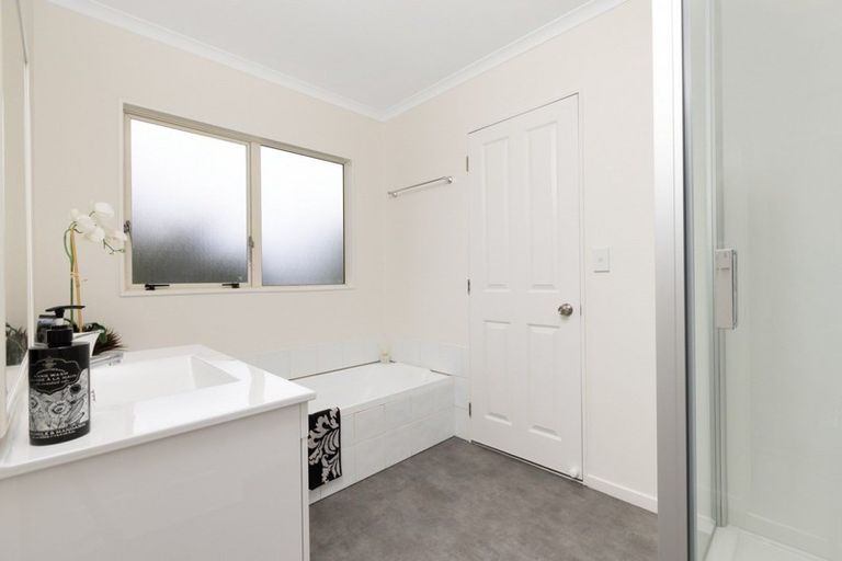 Photo of property in 34a Otumoetai Road, Judea, Tauranga, 3110