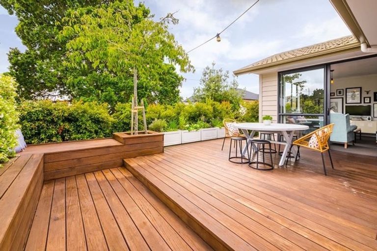 Photo of property in 169j Colwill Road, Massey, Auckland, 0614