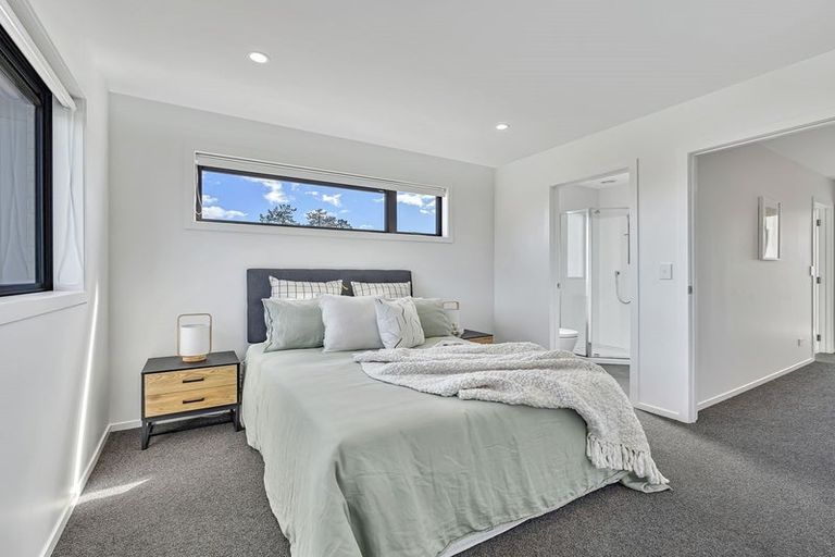 Photo of property in 1/28 Westgate Drive, Westgate, Auckland, 0614