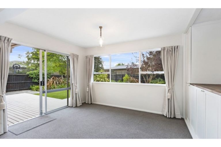 Photo of property in 185 Westminster Street, Mairehau, Christchurch, 8013