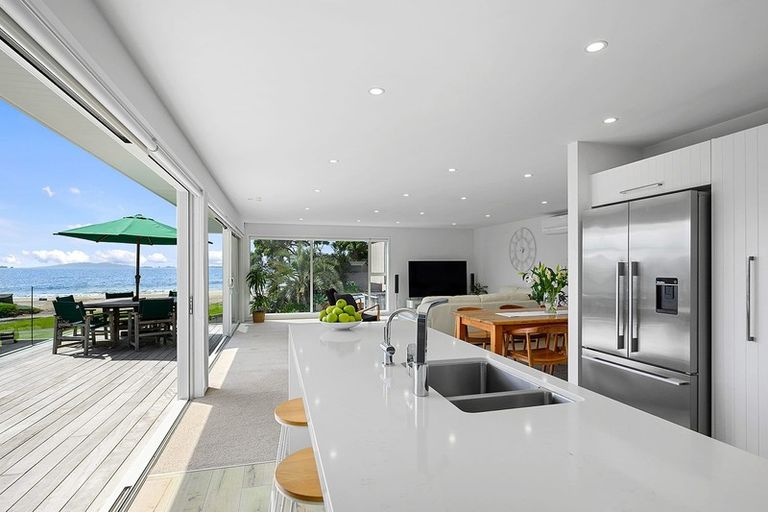 Photo of property in 16 Whitby Crescent, Mairangi Bay, Auckland, 0630