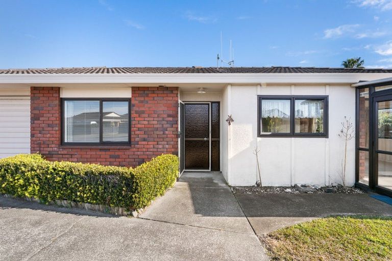 Photo of property in 62a Gloucester Road, Mount Maunganui, 3116