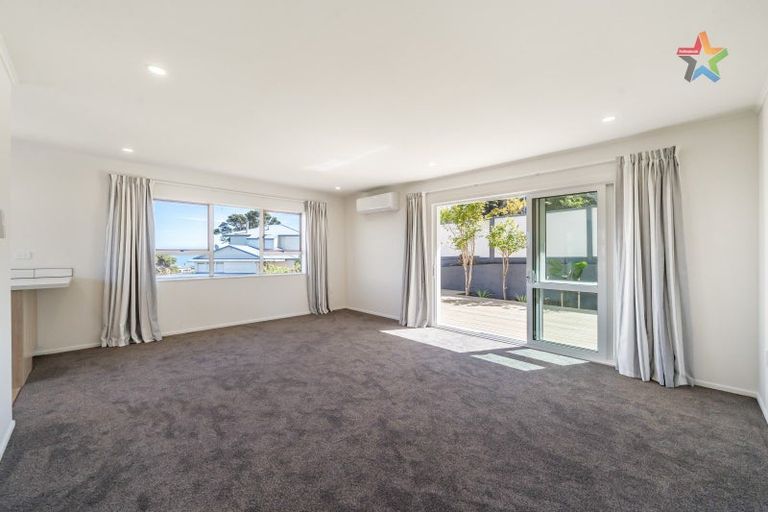 Photo of property in 30a The Track, Plimmerton, Porirua, 5026
