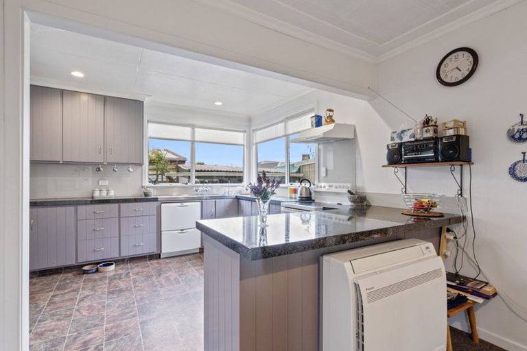 Photo of property in 28 Kakapo Street, Waikiwi, Invercargill, 9810