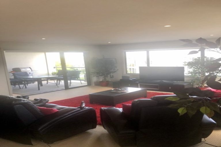 Photo of property in Prestige On Pupuke, 41/73 Anzac Street, Takapuna, Auckland, 0622