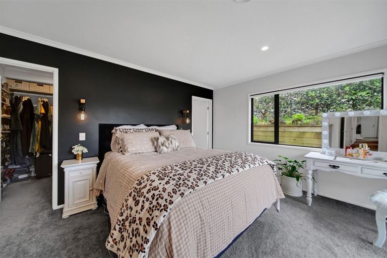 Photo of property in 36 Fernbrook Drive, Hurworth, New Plymouth, 4310