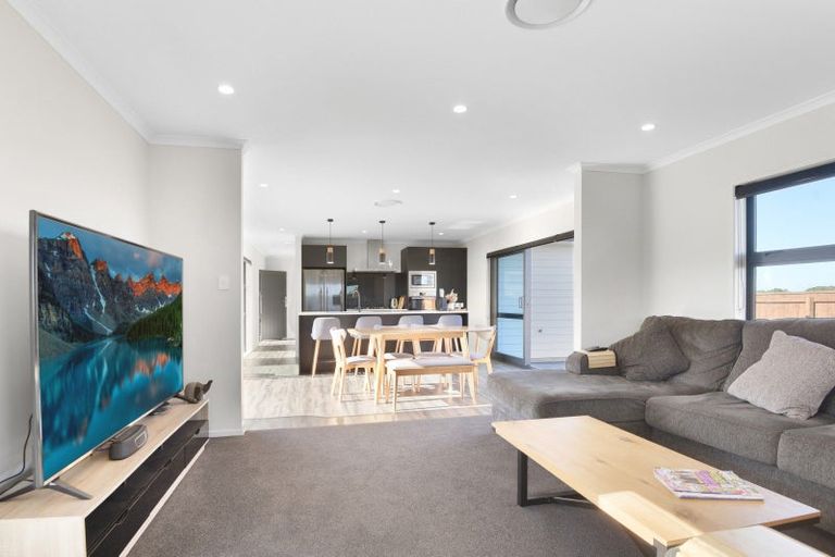 Photo of property in 4 Rosemount Road, Waverley, 4591