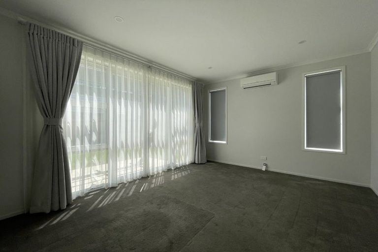 Photo of property in 3 Fort Lincoln Loop, Karaka, Papakura, 2113