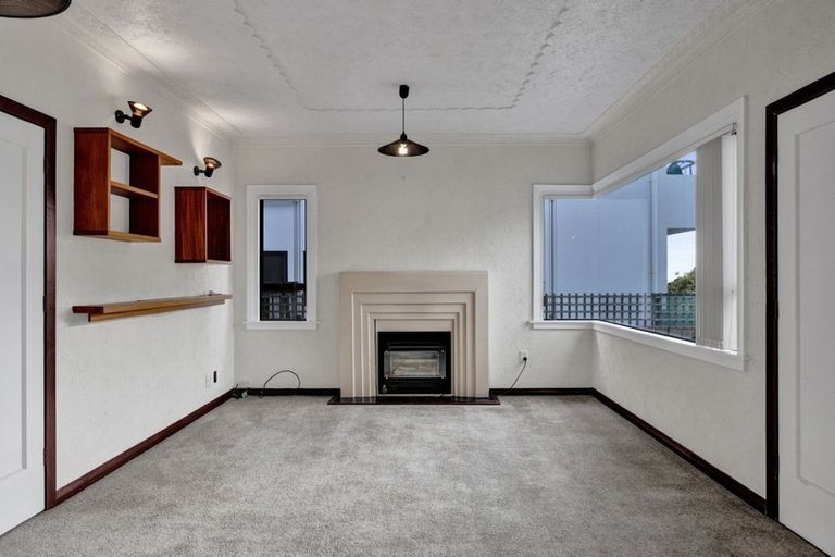 Photo of property in 13-15 Bayly Road, Moturoa, New Plymouth, 4310