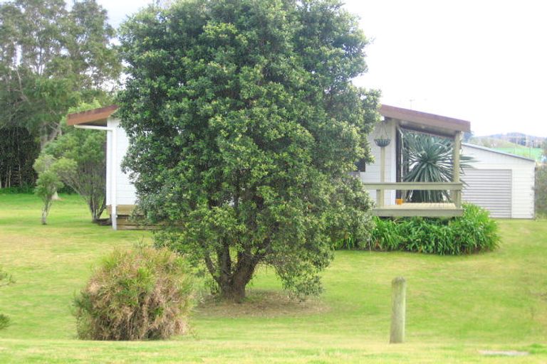 Photo of property in 117 Diana Avenue, Whangamata, 3620