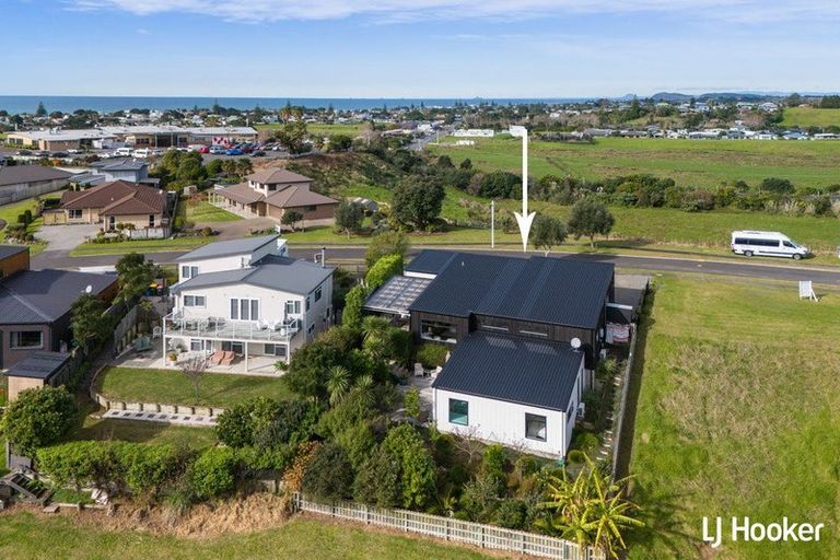 Photo of property in 46 Browns Drive, Waihi Beach, 3611