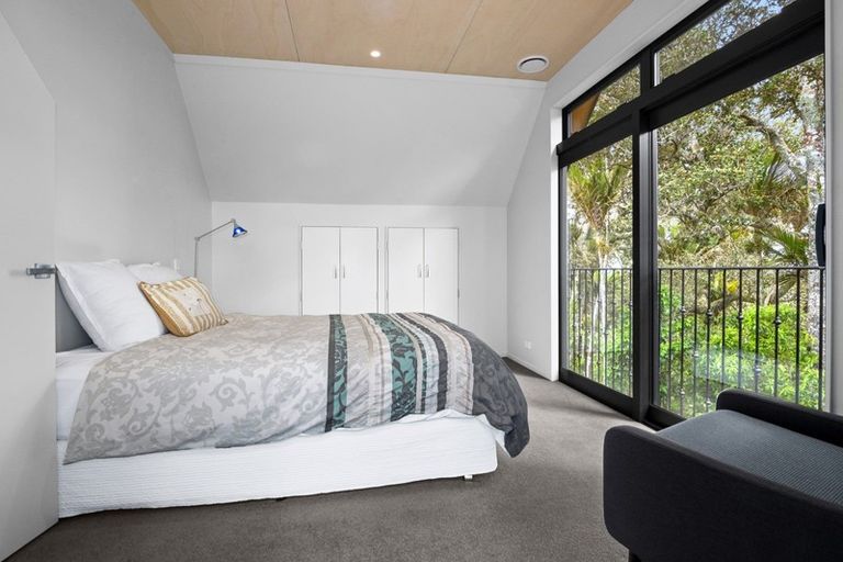 Photo of property in 350 Kimptons Road, Clevedon, Manurewa, 2576