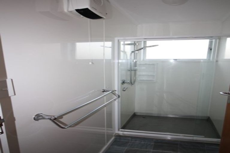 Photo of property in 4 Belgrave Place, Awapuni, Palmerston North, 4412