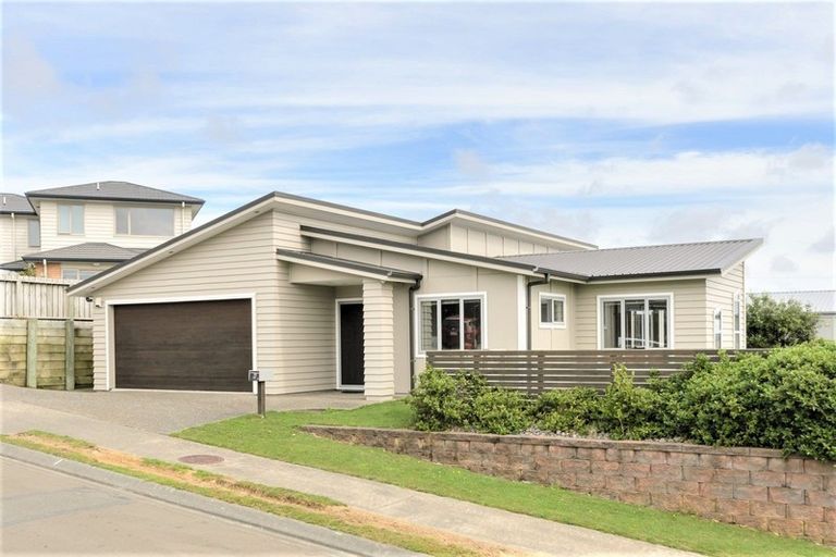 Photo of property in 22 Ashwood Street, Woodridge, Wellington, 6037