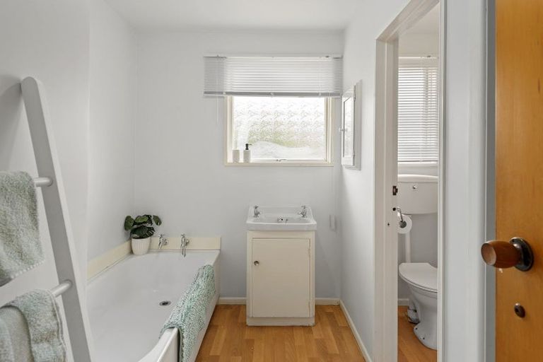 Photo of property in 3 Carteret Place, Aranui, Christchurch, 8061