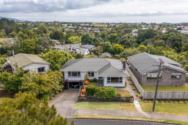 Photo of property in 230 Frankley Road, Frankleigh Park, New Plymouth, 4310