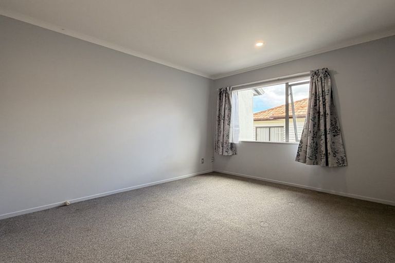 Photo of property in 41a Baverstock Road, Flat Bush, Auckland, 2016