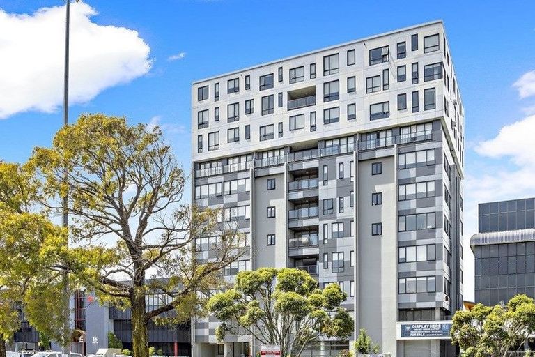 Photo of property in Twin Towers, 811/17 Putney Way, Manukau, Auckland, 2104